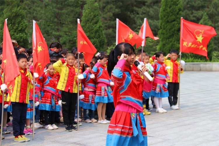 吉安百名小小讲解员红色故地听党史