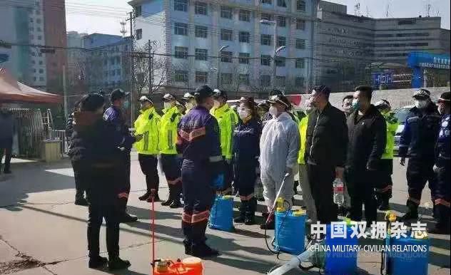 兰州退役军人志愿者奔赴消杀一线 图片由兰州市退役军人事务局提供.jpeg